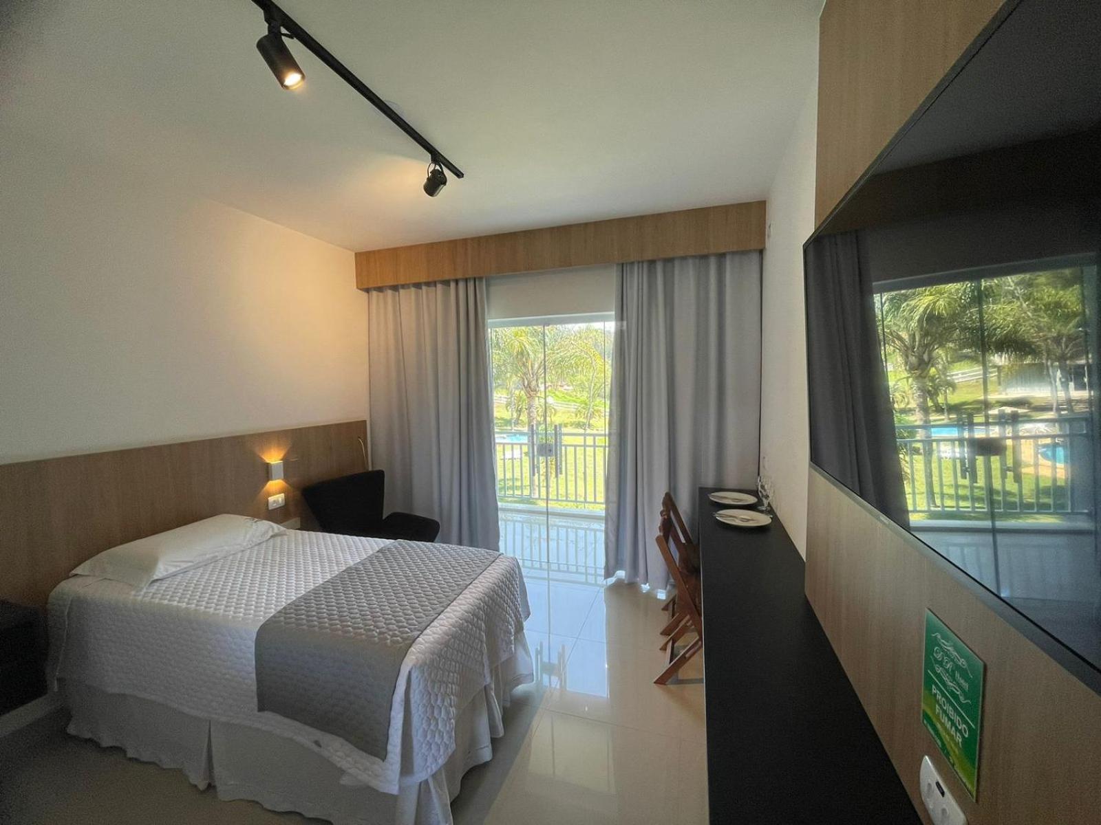 Dr Hotel Rio Branco Do Sul Esterno foto
